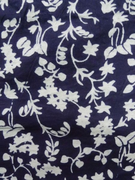 Photo7: K0527A Used Japanese   Indigo Blue YUKATA summer(made in Japan) / Cotton. Flower, made in 1970-1980  (Grade C) (7)
