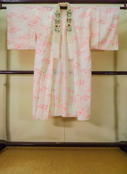 Photo1: K0602J Used Japanese   Pink JUBAN undergarment / Cotton. Flower, w/ hand embroidary half collar, fluorescent pink  (Grade B) (1)