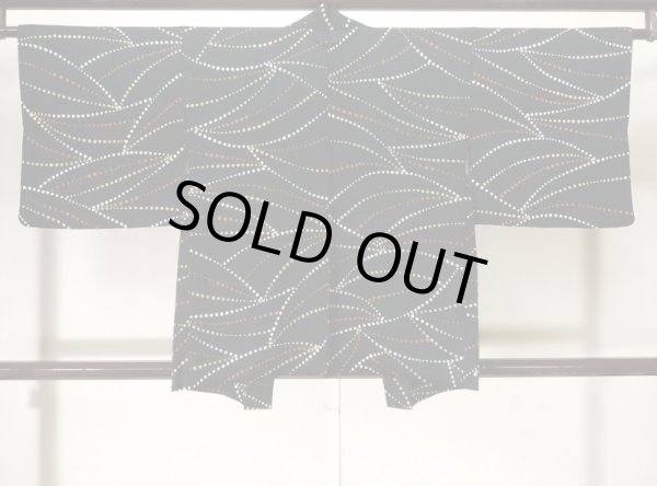 Photo2: K0609M Used Japanese   Black HAORI short jacket / Silk. Abstract pattern,   (Grade C) (2)