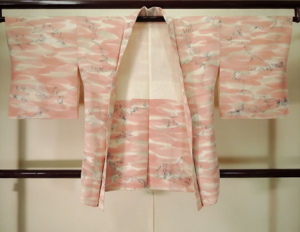 Photo1: K0623F Used Japanese Pale Light Pink HAORI short jacket / Silk. Gradation,   (Grade C) (1)