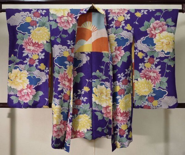 Photo1: K0708D Used Japanese   Purple HAORI short jacket / Silk. Peony,   (Grade C) (1)