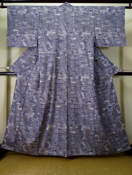 Photo1: Mint K0728E Used Japanese   Purple KOMON dyed / Synthetic. Quadrangle,   (Grade A) (1)