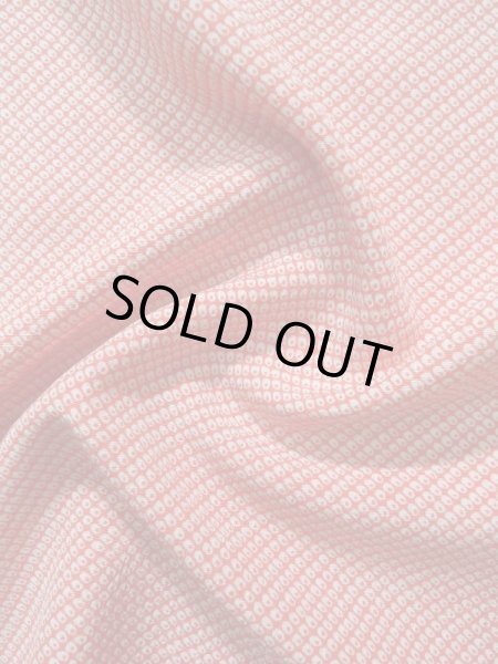 Photo10: K0818O Used Japanese Pale  Vermilion KOMON dyed / Silk. Dapple pattern   (Grade B) (10)