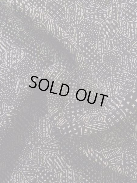 Photo12: K0820K Used Japanese   Black EDO KOMON pattern dyed / Silk. Broken ice pattern,   (Grade C) (12)