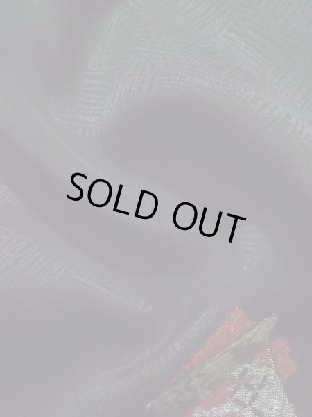 Photo12: K1008J Used Japanese   Black HAORI short jacket / Silk. Arabesque vine,   (Grade B) (12)