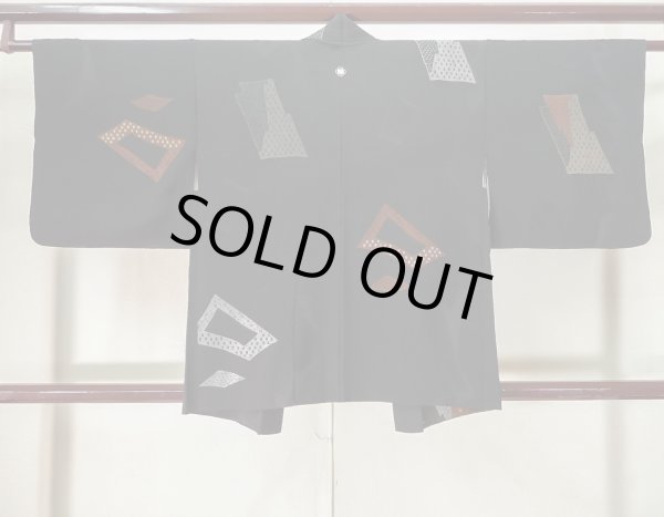 Photo2: Mint K1008S Used Japanese   Black HAORI short jacket / Silk. Abstract pattern   (Grade A) (2)
