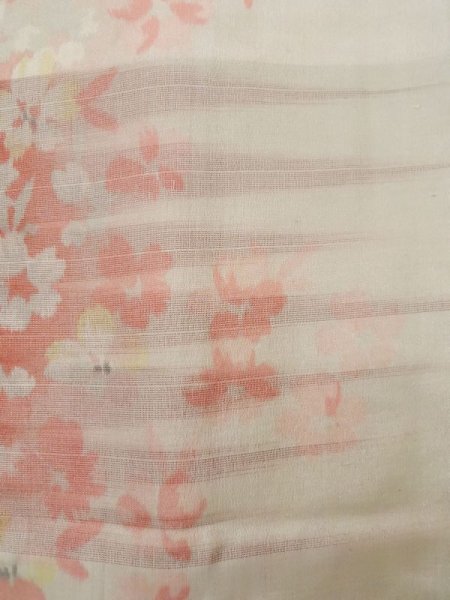 Photo7: K1027N Used Japanese Pale Light Pink HAORI short jacket / Silk. Flower,   (Grade D) (7)