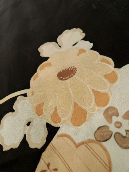 Photo7: K1027W Used Japanese   Black HAORI short jacket / Silk. Flower,   (Grade C) (7)