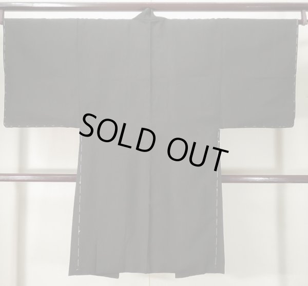 Photo2: K1104P Used Japanese Mens Dark  Brown HAORI short jacket / Silk.  Lining: rare pattern  (Grade D) (2)