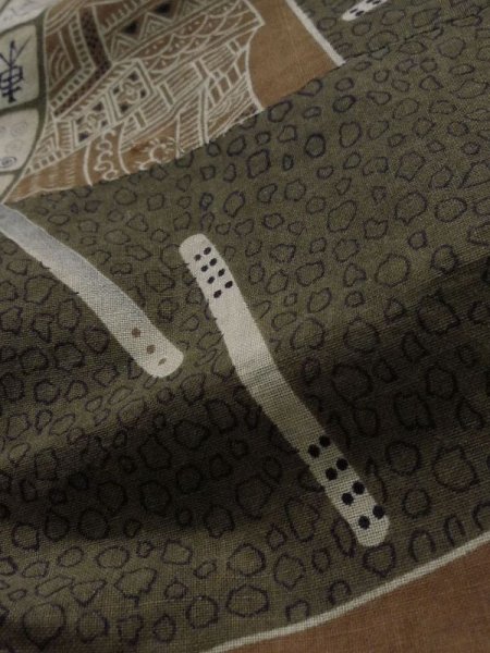 Photo11: K1104P Used Japanese Mens Dark  Brown HAORI short jacket / Silk.  Lining: rare pattern  (Grade D) (11)