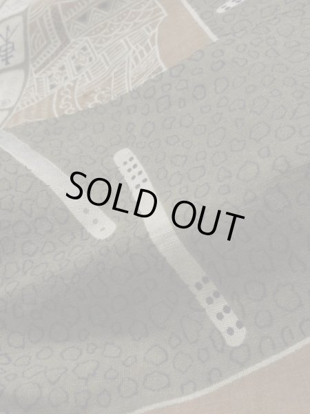 Photo11: K1104P Used Japanese Mens Dark  Brown HAORI short jacket / Silk.  Lining: rare pattern  (Grade D) (11)