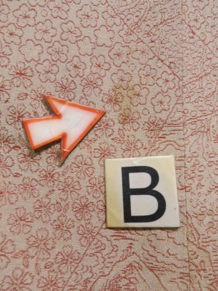 Photo16: K1204B Used Japanese women  White MICHIYUKI outer coat / Silk. Flower,   (Grade C) (16)