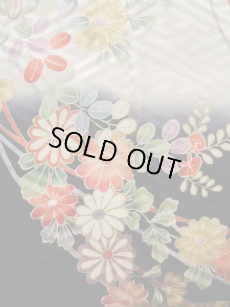 Photo9: K1222B Used Japanese womenPale Light Rose FURISODE long-sleeved / Silk. Peony,   (Grade A) (9)