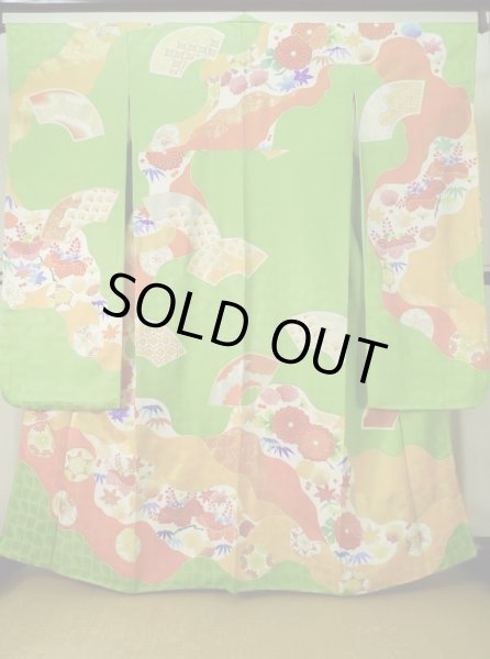 Photo2: K1222E Used Japanese womenPale  Yellowish Green FURISODE long-sleeved / Silk. Chrysanthemum,   (Grade C) (2)