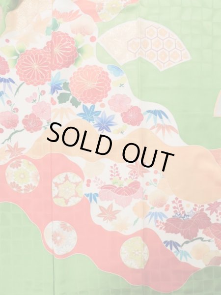 Photo4: K1222E Used Japanese womenPale  Yellowish Green FURISODE long-sleeved / Silk. Chrysanthemum,   (Grade C) (4)