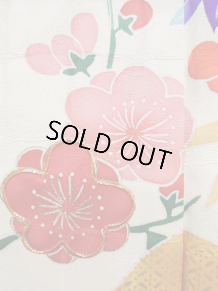 Photo7: K1222E Used Japanese womenPale  Yellowish Green FURISODE long-sleeved / Silk. Chrysanthemum,   (Grade C) (7)