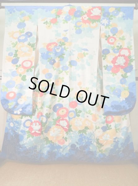 Photo2: K1222I Used Japanese women  Off White FURISODE long-sleeved / Silk. Peony,   (Grade C) (2)