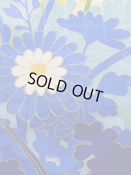 Photo8: K1222I Used Japanese women  Off White FURISODE long-sleeved / Silk. Peony,   (Grade C) (8)