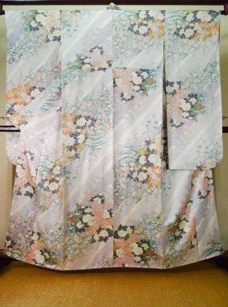 Photo1: K1222M Used Japanese womenLight  Wisteria FURISODE long-sleeved / Silk. Peony,   (Grade C) (1)