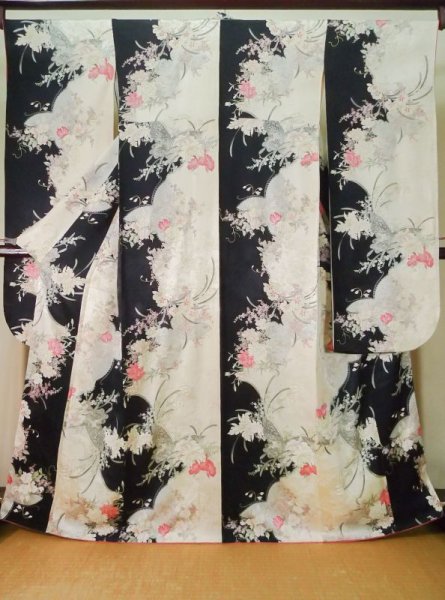 Photo1: K1222R Used Japanese women  Black FURISODE long-sleeved / Silk. Flower,   (Grade B) (1)