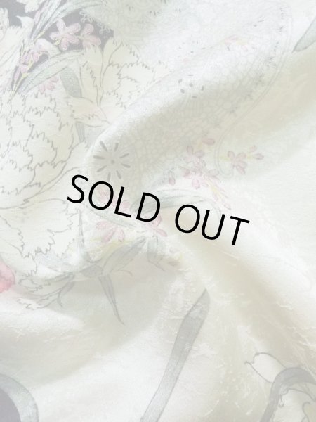 Photo15: K1222R Used Japanese women  Black FURISODE long-sleeved / Silk. Flower,   (Grade B) (15)