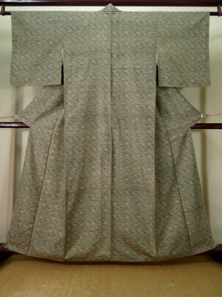 Photo1: L0119P Used Japanese womenSmoky Pale Kahki KOMON dyed / Silk. House,   (Grade A) (1)