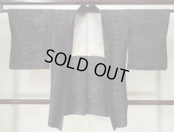 Photo1: L0203B Used Japanese women  Black HAORI short jacket / Silk. Flower,   (Grade B) (1)