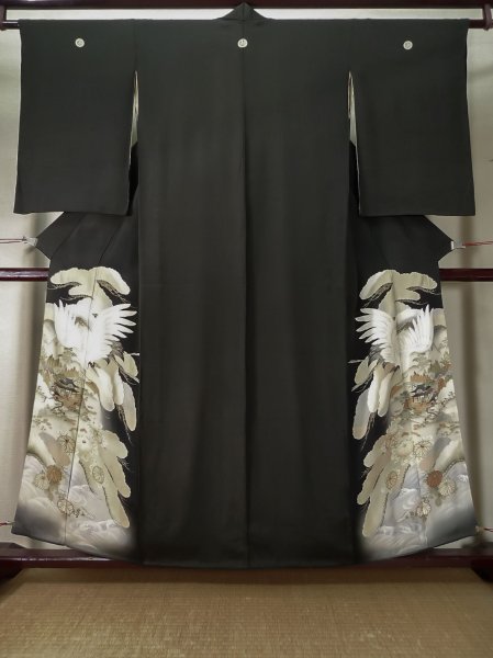 Photo1: L0204E Used Japanese women  Black TOMESODE formal / Silk. Chrysanthemum,   (Grade B) (1)