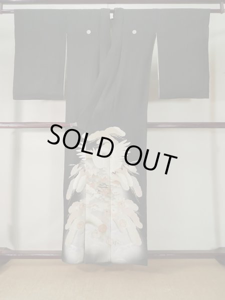 Photo2: L0204E Used Japanese women  Black TOMESODE formal / Silk. Chrysanthemum,   (Grade B) (2)