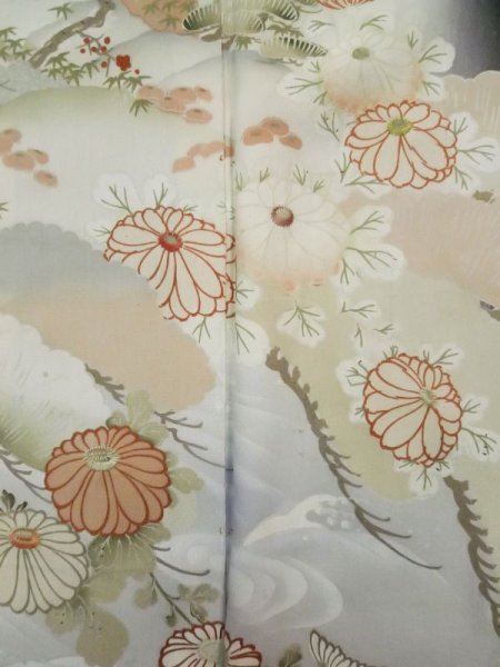 Photo9: L0204E Used Japanese women  Black TOMESODE formal / Silk. Chrysanthemum,   (Grade B) (9)