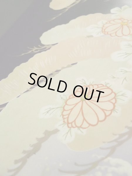 Photo12: L0204E Used Japanese women  Black TOMESODE formal / Silk. Chrysanthemum,   (Grade B) (12)