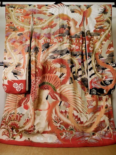 Photo1: L0204L Used Japanese women  Cream FURISODE long-sleeved / Silk. Flower,   (Grade D) (1)