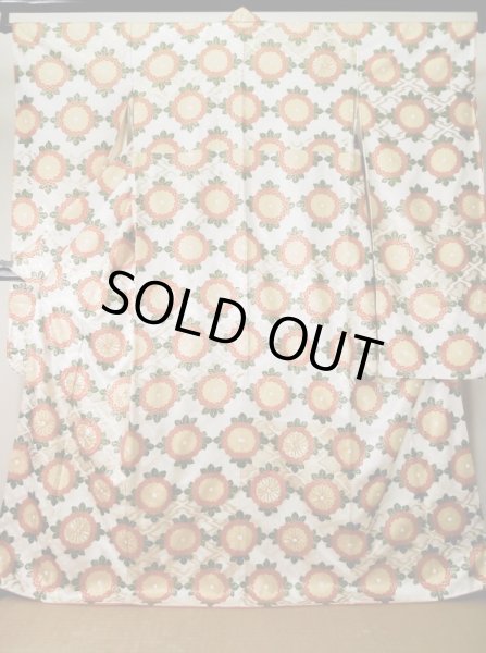 Photo3: L0204P Used Japanese womenShiny  Off White FURISODE long-sleeved / Silk. Chrysanthemum,   (Grade B) (3)