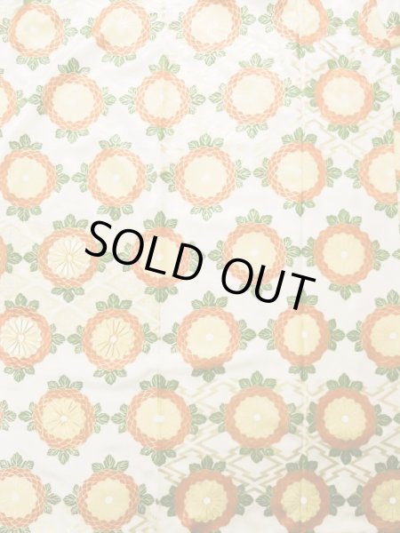 Photo8: L0204P Used Japanese womenShiny  Off White FURISODE long-sleeved / Silk. Chrysanthemum,   (Grade B) (8)