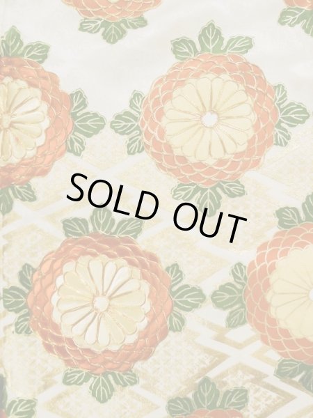 Photo9: L0204P Used Japanese womenShiny  Off White FURISODE long-sleeved / Silk. Chrysanthemum,   (Grade B) (9)