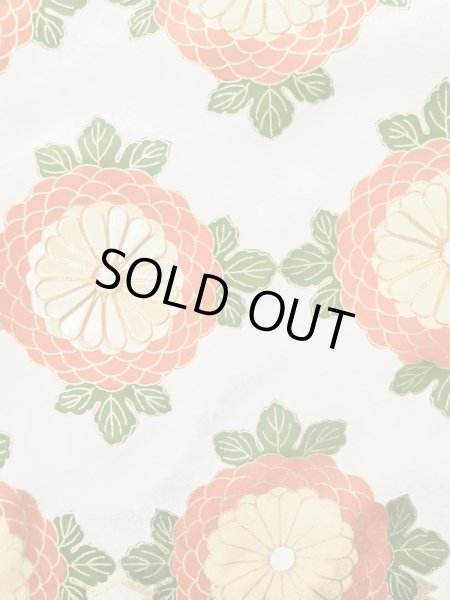 Photo11: L0204P Used Japanese womenShiny  Off White FURISODE long-sleeved / Silk. Chrysanthemum,   (Grade B) (11)