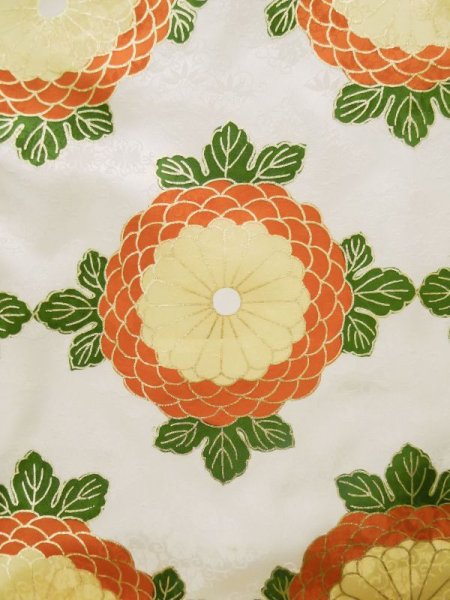 Photo12: L0204P Used Japanese womenShiny  Off White FURISODE long-sleeved / Silk. Chrysanthemum,   (Grade B) (12)