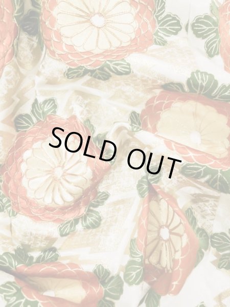 Photo14: L0204P Used Japanese womenShiny  Off White FURISODE long-sleeved / Silk. Chrysanthemum,   (Grade B) (14)