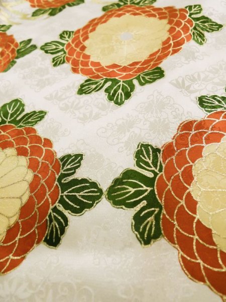 Photo15: L0204P Used Japanese womenShiny  Off White FURISODE long-sleeved / Silk. Chrysanthemum,   (Grade B) (15)