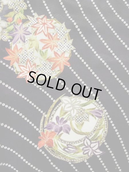 Photo9: L0204R Used Japanese women  Black FURISODE long-sleeved / Silk. Flower,   (Grade B) (9)