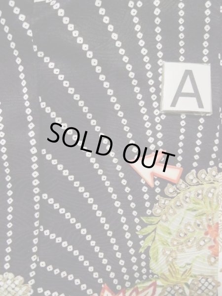 Photo16: L0204R Used Japanese women  Black FURISODE long-sleeved / Silk. Flower,   (Grade B) (16)