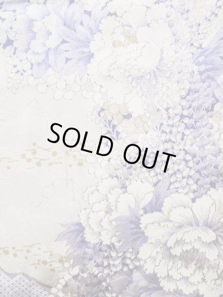 Photo9: L0205A Used Japanese womenShiny  Off White FURISODE long-sleeved / Silk. Flower,   (Grade B) (9)