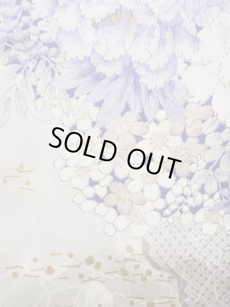 Photo11: L0205A Used Japanese womenShiny  Off White FURISODE long-sleeved / Silk. Flower,   (Grade B) (11)
