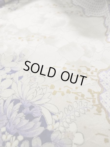 Photo14: L0205A Used Japanese womenShiny  Off White FURISODE long-sleeved / Silk. Flower,   (Grade B) (14)