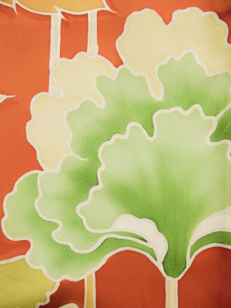 Photo9: L0205D Used Japanese womenCreamy  Orange FURISODE long-sleeved / Silk. Flower, Base woben : Flower and leaf  (Grade B) (9)