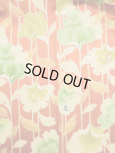 Photo19: L0205D Used Japanese womenCreamy  Orange FURISODE long-sleeved / Silk. Flower, Base woben : Flower and leaf  (Grade B) (19)