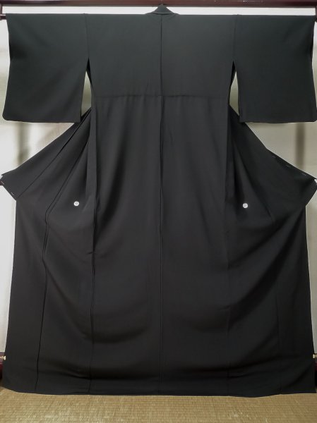 Photo1: L0225D Used Japanese women  Black MONTSUKI crests / Silk.    (Grade D) (1)