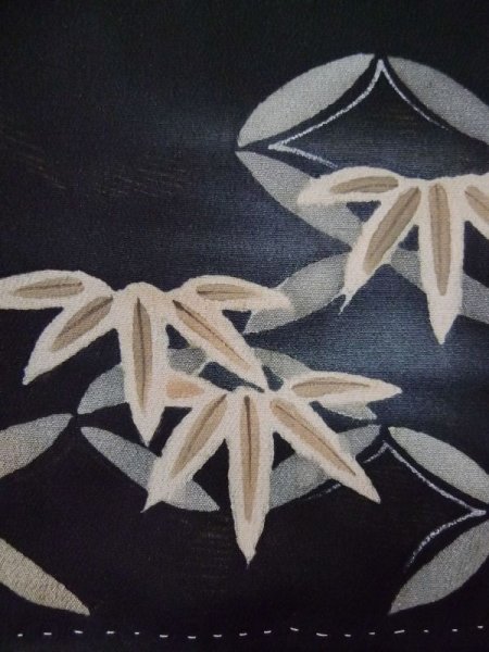 Photo11: L0316B Used Japanese women  Black TOMESODE formal / Silk. SAKURA cherry blossom,   (Grade D) (11)