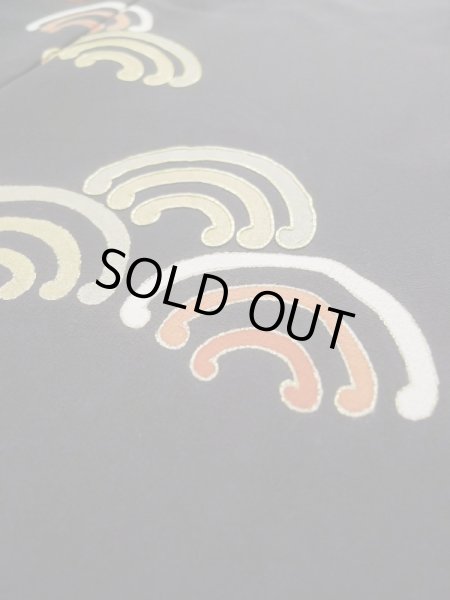 Photo11: L0316C Used Japanese women  Black TOMESODE formal / Silk.  motif: Japanese spiny lobster(rare design), Kotobuki(kanji)  (Grade B) (11)