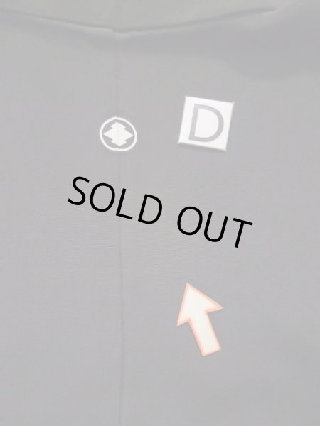 Photo20: L0316C Used Japanese women  Black TOMESODE formal / Silk.  motif: Japanese spiny lobster(rare design), Kotobuki(kanji)  (Grade B) (20)